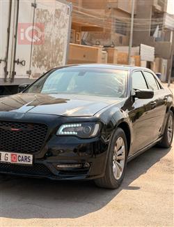 كرايسلر 300